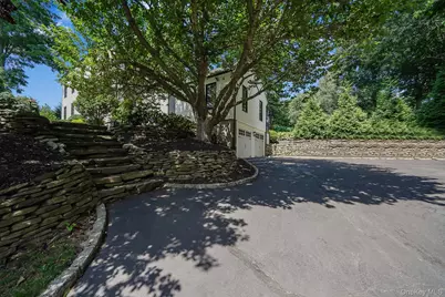 9 Maureen Drive, Mount Sinai, NY 11766 - Photo 35