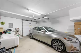 24046 Oak Park Dr, Little Neck, NY 11362 - Photo 23