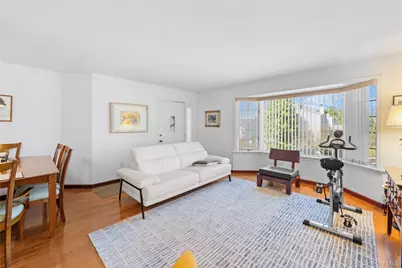 240-46 Oak Park Drive #37a, Little Neck, NY 11362 - Photo 5