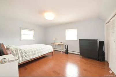 43 Flagstone Lane, Westbury, NY 11590 - Photo 15