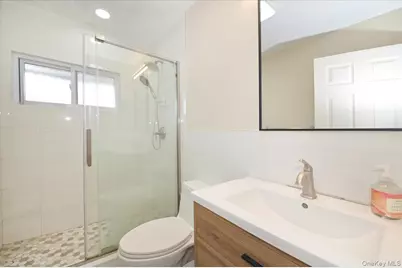 43 Flagstone Lane, Westbury, NY 11590 - Photo 13