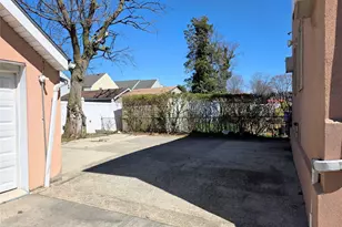 219-23 114th Rd, Cambria Heights, NY 11411 - Photo 9