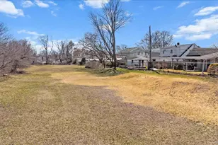 59 Slate Ln, Levittown, NY 11756 - Photo 21