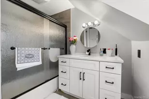 59 Slate Ln, Levittown, NY 11756 - Photo 15