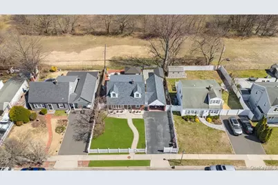 59 Slate Lane, Levittown, NY 11756 - Photo 23