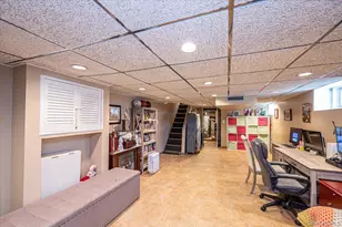 199-45 34th Ave, Flushing, NY 11358 - Photo 27