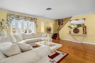 21 Darewood Ln, Valley Stream, NY 11581 - Photo 5