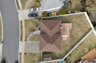 2487 Abbey Ln, Seaford, NY 11783 - Photo 35