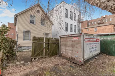 777 E 225th Street, Bronx, NY 10466 - Photo 3