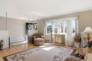 64 Avenue D, Holbrook, NY 11741 - Photo 5