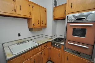 281 Garth Rd, Scarsdale, NY 10583 - Photo 7