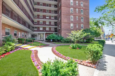97-10 62 Drive #3H, Rego Park, NY 11374 - Photo 19