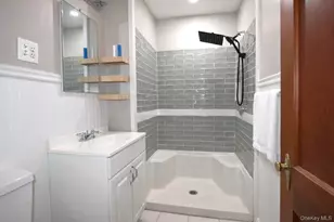 10 Bartlett St, Ellenville, NY 12428 - Photo 9