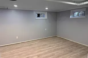 115-87 219th St, Cambria Heights, NY 11411 - Photo 27