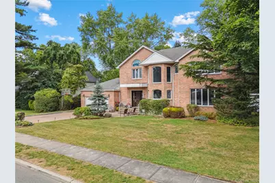 8 Percheron Lane, Roslyn Heights, NY 11577 - Photo 25