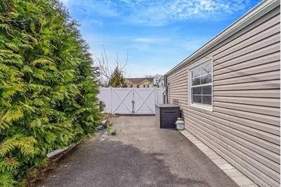 2 Drake Lane, Levittown, NY 11756 - Photo 29