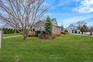 2 Drake Ln, Levittown, NY 11756 - Photo 7