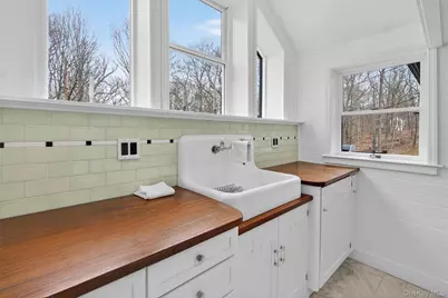 58 Oxford Springs Road, Chester, NY 10918 - Photo 11