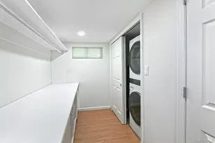 53 Stuart Dr, Syosset, NY 11791 - Photo 19