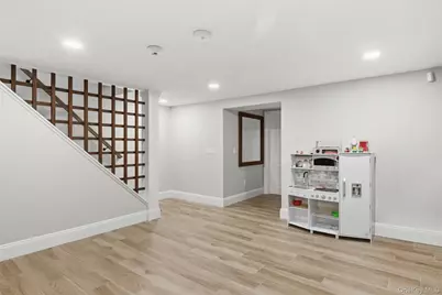 44 Fort Hill Road, Huntington, NY 11743 - Photo 21