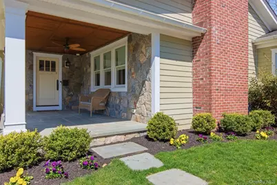 44 Fort Hill Road, Huntington, NY 11743 - Photo 3