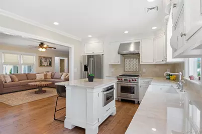 44 Fort Hill Road, Huntington, NY 11743 - Photo 11