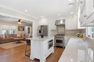 44 Fort Hill Rd, Huntington, NY 11743 - Photo 11