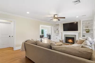 44 Fort Hill Road, Huntington, NY 11743 - Photo 7