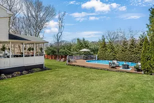 139 Ridgewood Ave, Farmingville, NY 11738 - Photo 21