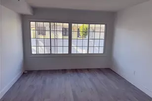 862 Station Pl, Woodmere, NY 11598 - Photo 3