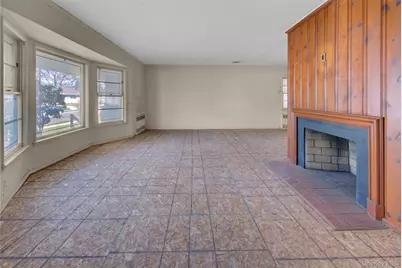 197 Delaware Avenue, Freeport, NY 11520 - Photo 3