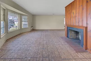 197 Delaware Ave, Freeport, NY 11520 - Photo 3