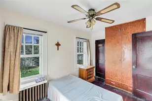 126 Stuyvesant Ave, Merrick, NY 11566 - Photo 11