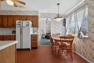 17 Peacock Ln, Commack, NY 11725 - Photo 9