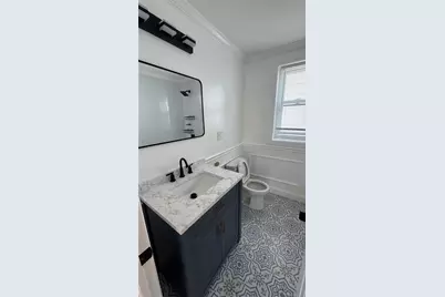 153 Chester Street Chester Street #2 and 3 floor, Mount Vernon, NY 10550 - Photo 3