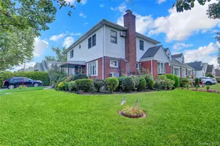 54 Nugent St, New Hyde Park, NY 11040 - Photo 3