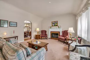 14 Avon Rd, New Hyde Park, NY 11040 - Photo 3