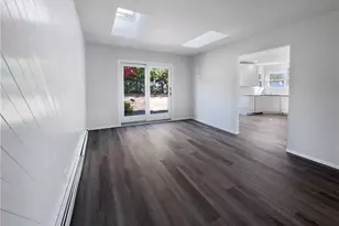 11 Frost Valley Dr, Patchogue, NY 11772 - Photo 17