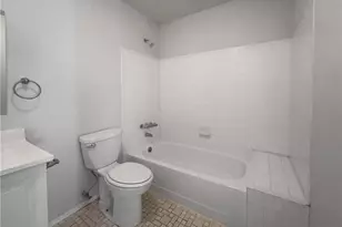 11 Frost Valley Dr, Patchogue, NY 11772 - Photo 23