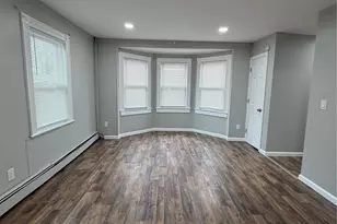 11 Haab Ave, Babylon, NY 11702 - Photo 5