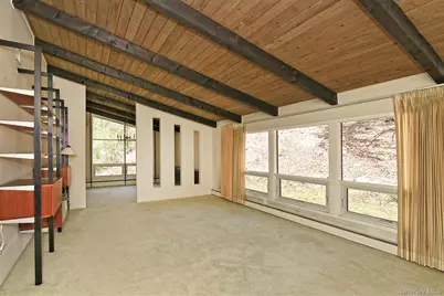 10 Ponderosa Drive, Melville, NY 11747 - Photo 13