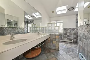 10 Ponderosa Dr, Melville, NY 11747 - Photo 23