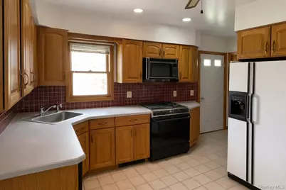 4 Claire Ann Drive, Warwick, NY 10990 - Photo 3