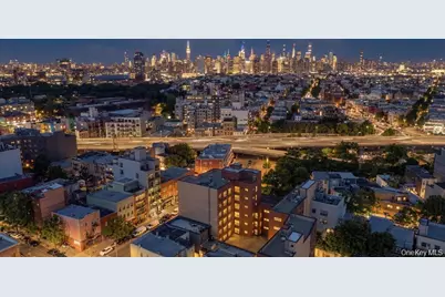 444 Graham Avenue #4H, Brooklyn, NY 11211 - Photo 11