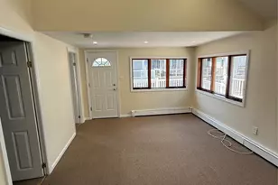 28 New Hampshire St, Long Beach, NY 11561 - Photo 9