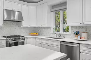 44 Askins Pl, New Rochelle, NY 10801 - Photo 11