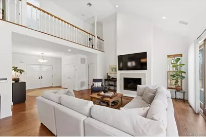 441 S Country Road, Patchogue, NY 11772 - Photo 9