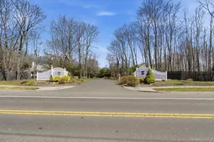 441 S Country Rd, Patchogue, NY 11772 - Photo 3