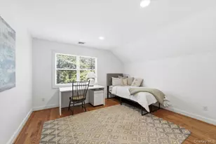 441 S Country Rd, Patchogue, NY 11772 - Photo 31