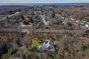 441 S Country Rd, Patchogue, NY 11772 - Photo 41